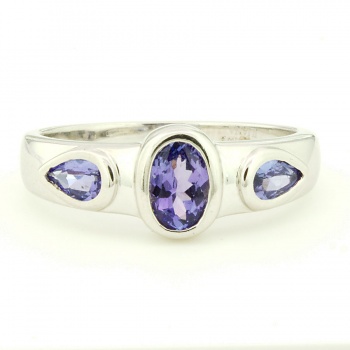 18ct White Gold Tanzanite 3 Stone Ring Size N